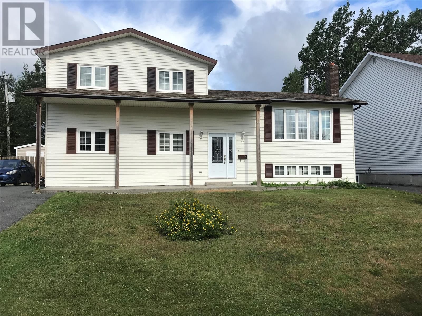 Main Photo: 22 Collishaw Crescent in Gander: House for sale : MLS®# 1257177