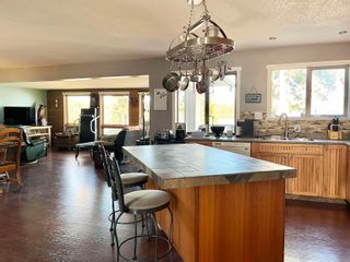 Photo 9: 42500 S BEDNESTI LAKE Road in Prince George: Bednesti Lake House for sale (PG Rural West)  : MLS®# R2727286