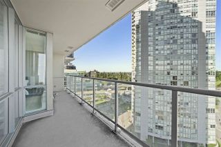 Photo 7: 1404 13688 100 Avenue in Surrey: Whalley Condo for sale in "Park Place One" (North Surrey)  : MLS®# R2470617