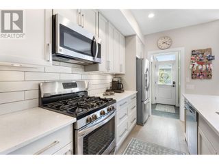 Photo 22: 987 Laurier Avenue in Kelowna: House for sale : MLS®# 10310067