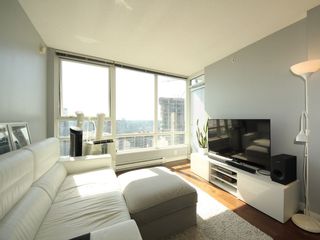 Photo 3: 2903 928 BEATTY Street in Vancouver: Yaletown Condo for sale in "MAX 1" (Vancouver West)  : MLS®# R2294406