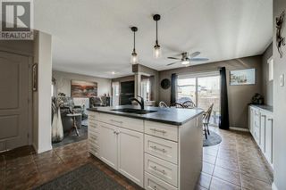 Photo 14: 61 Coalbanks Link W in Lethbridge: House for sale : MLS®# A2041458