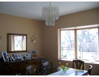 Photo 5:  in WINNIPEG: St James Residential for sale (West Winnipeg)  : MLS®# 2905607