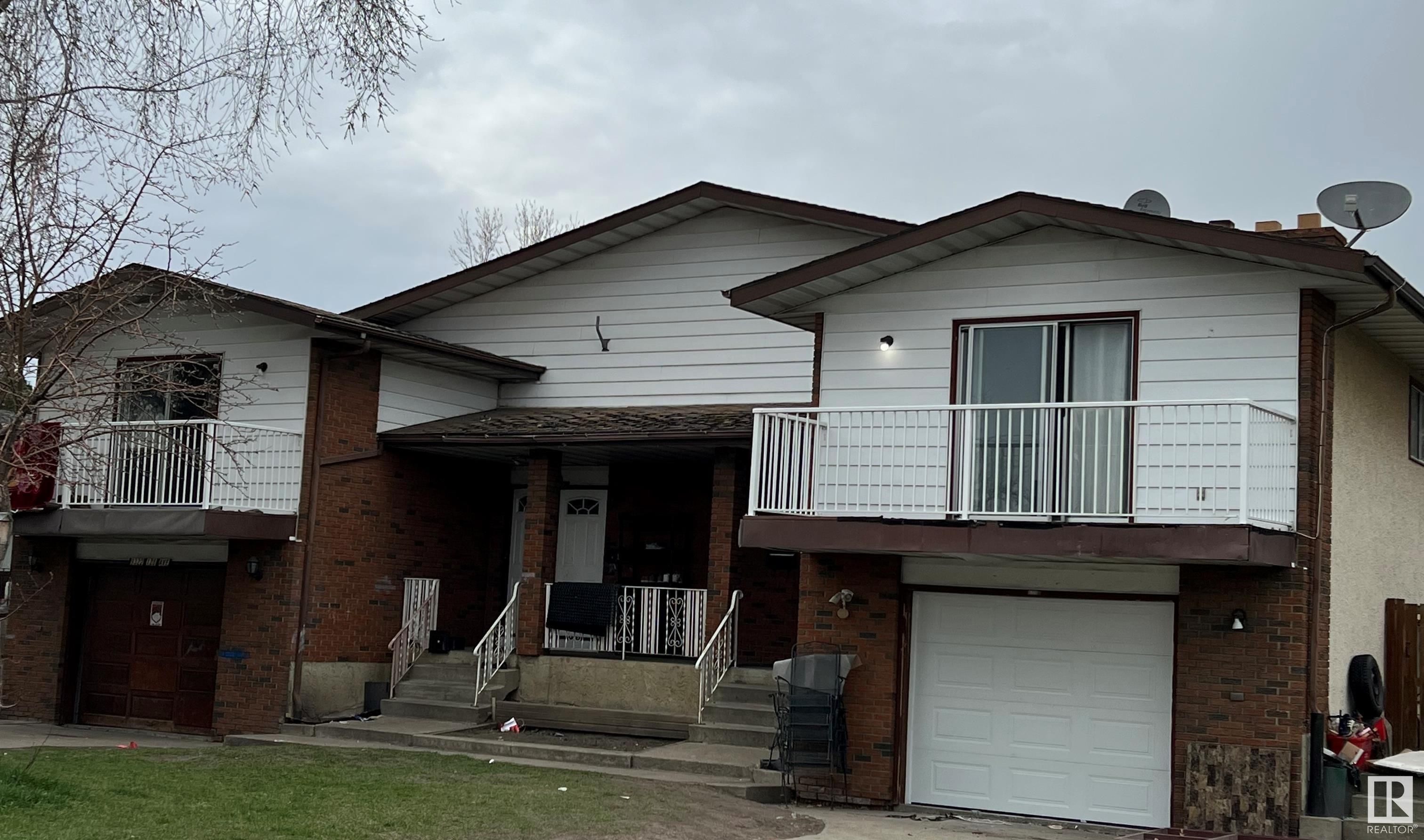 Main Photo: 9322 128 AVE NW in Edmonton: Zone 02 House Half Duplex for sale : MLS®# E4294439