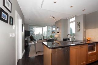 Photo 2: 1808 821 CAMBIE Street in Vancouver: Downtown VW Condo for sale in "Raffles on Robson" (Vancouver West)  : MLS®# R2877085