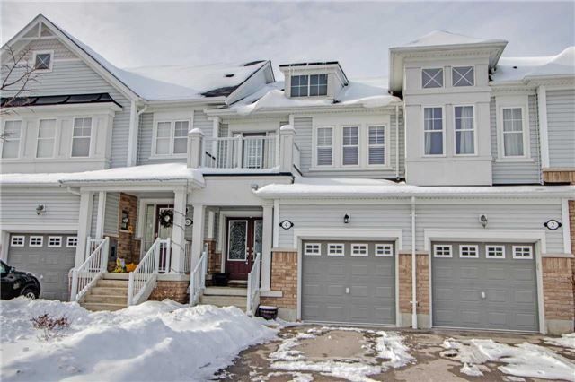 Main Photo: 4 Harbourside Drive in Whitby: Port Whitby House (2-Storey) for sale : MLS®# E4043024