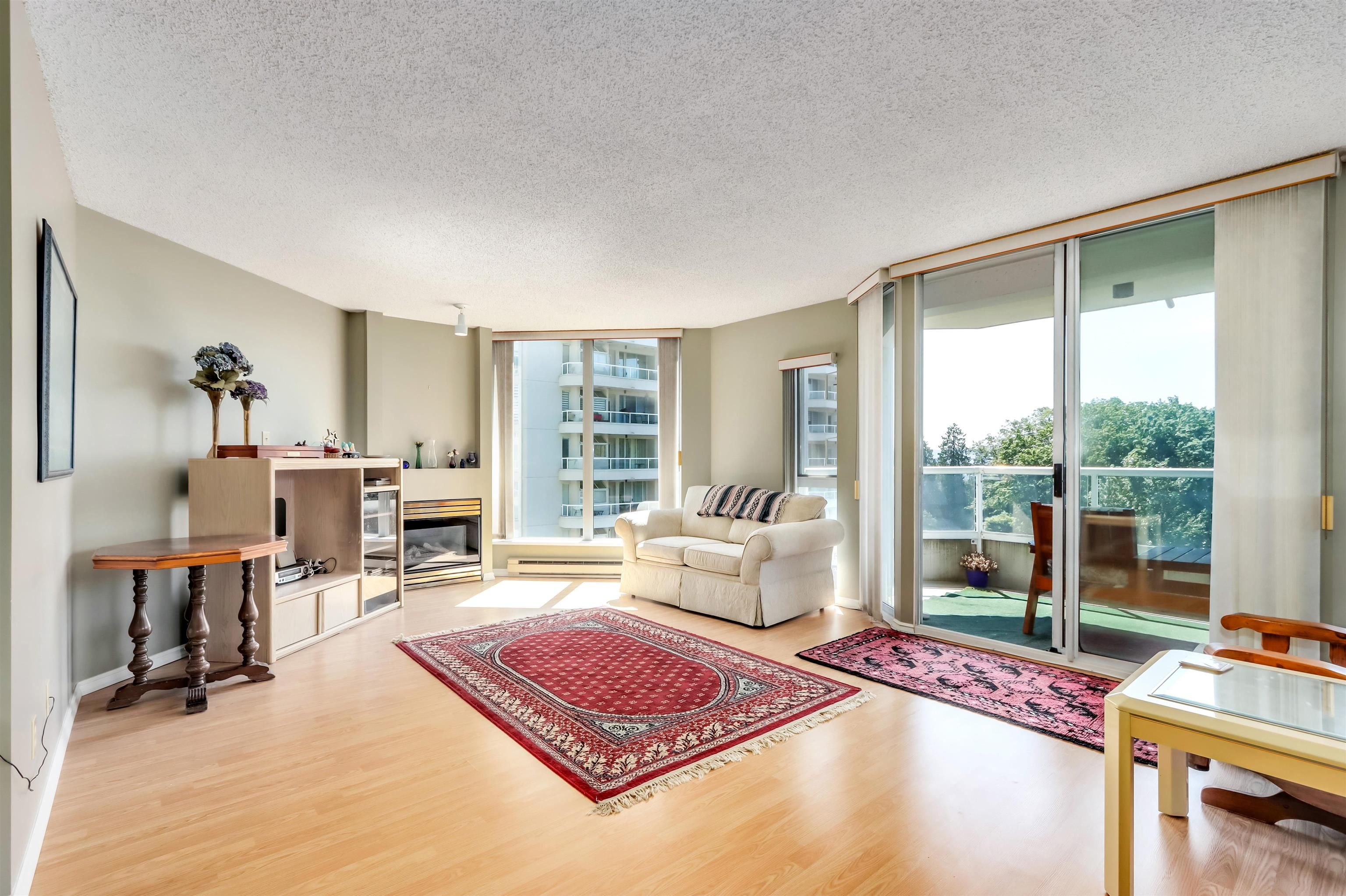 Photo 3: Photos: 1301 71 JAMIESON Court in New Westminster: Fraserview NW Condo for sale in "PALACE QUAY" : MLS®# R2713524