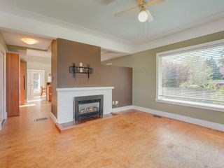 Photo 2: 7261 Peden Lane in Central Saanich: CS Brentwood Bay Single Family Residence for sale : MLS®# 960887