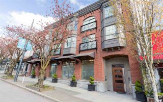 Photo 2: 206 4463 W 10TH Avenue in Vancouver: Point Grey Condo for sale (Vancouver West)  : MLS®# R2157140