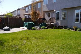 Photo 11: 42 Vadeboncoeur Drive in Winnipeg: River Park South Single Family Detached for sale (South Winnipeg)  : MLS®# 1513225