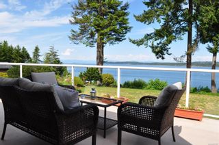 Photo 3: 5880 GARVIN Rd in Union Bay: CV Union Bay/Fanny Bay House for sale (Comox Valley)  : MLS®# 927497