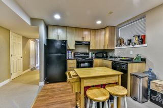 Photo 18: 16620 60TH Avenue in Surrey: Cloverdale BC 1/2 Duplex for sale (Cloverdale)  : MLS®# R2063363