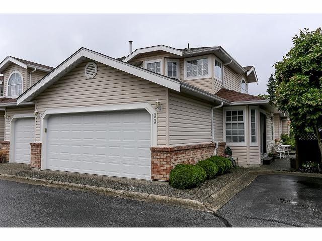 Main Photo: 33 9168 FLEETWOOD Way in Surrey: Fleetwood Tynehead Townhouse for sale in "The Fountains" : MLS®# F1414728