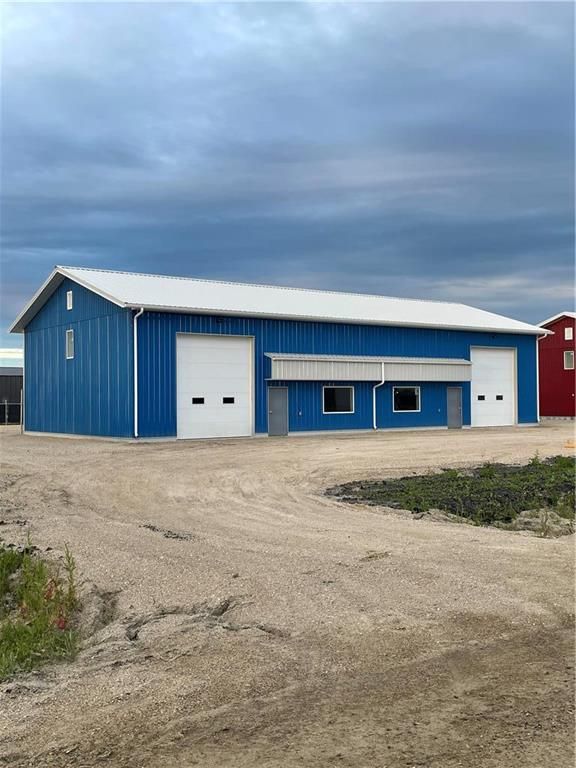 Main Photo: G 460 KUZENKO Street in Niverville: Industrial / Commercial / Investment for lease (R07)  : MLS®# 202304450