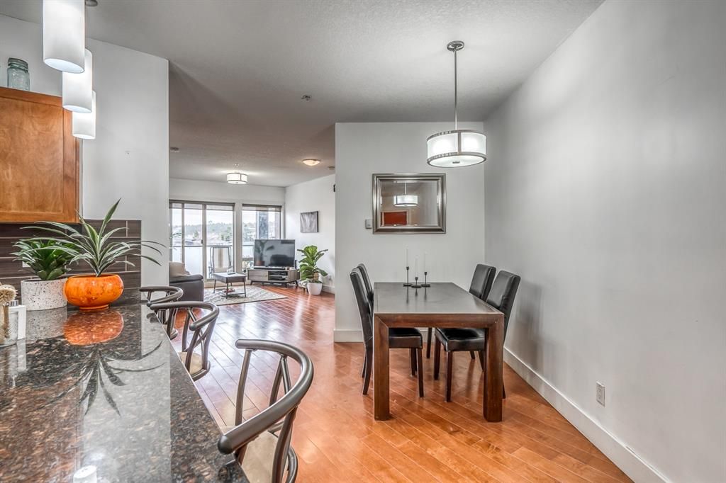 Photo 5: Photos: 312 1899 45 Street NW in Calgary: Montgomery Apartment for sale : MLS®# A1197654