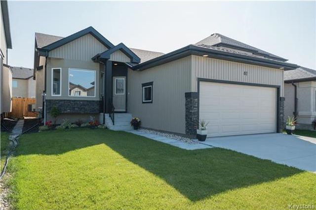 Photo 1: Photos:  in Winnipeg: Canterbury Park Residential for sale (3M) 