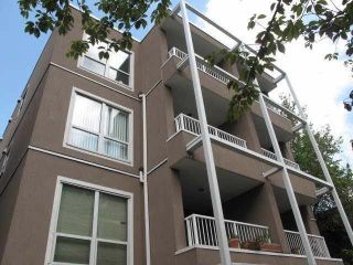 Photo 2: 402 985 W 10TH Avenue in Vancouver: Fairview VW Condo for sale in "Monte Carlo" (Vancouver West)  : MLS®# R2356963