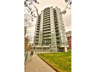 Photo 3: 808 1212 HOWE Street in Vancouver: Downtown VW Condo for sale in "1212 HOWE" (Vancouver West)  : MLS®# V1103940