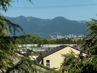 Photo 10: 324 680 E 5TH AVENUE in Vancouver: Mount Pleasant VE Condo for sale (Vancouver East)  : MLS®# R2808818