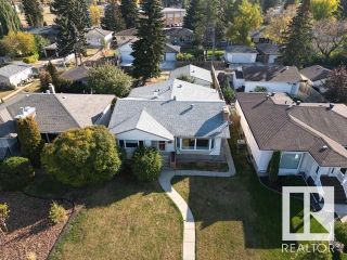 Photo 2: 9539 146 Street in Edmonton: Zone 10 House for sale : MLS®# E4316012