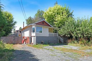 Photo 1: 1055 Willemar Ave in Courtenay: CV Courtenay West House for sale (Comox Valley)  : MLS®# 912797