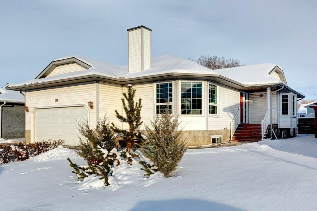 Main Photo: 916 15 Street SE: High River Detached for sale : MLS®# A2023188