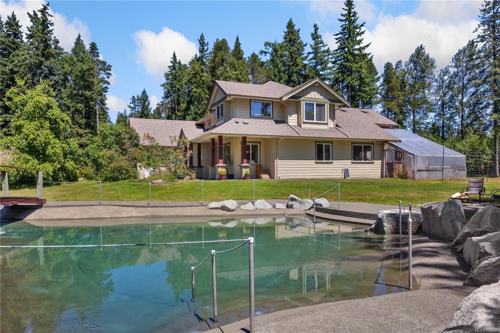 Main Photo: 2156 Coleman Rd in Courtenay: CV Courtenay North House for sale (Comox Valley)  : MLS®# 936521