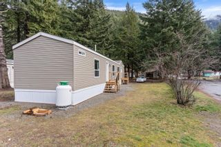 Photo 5: 26 50610 TRANS CANADA Highway in Boston Bar: Fraser Canyon Manufactured Home for sale in "Alpine Canyon MHP" : MLS®# R2832690
