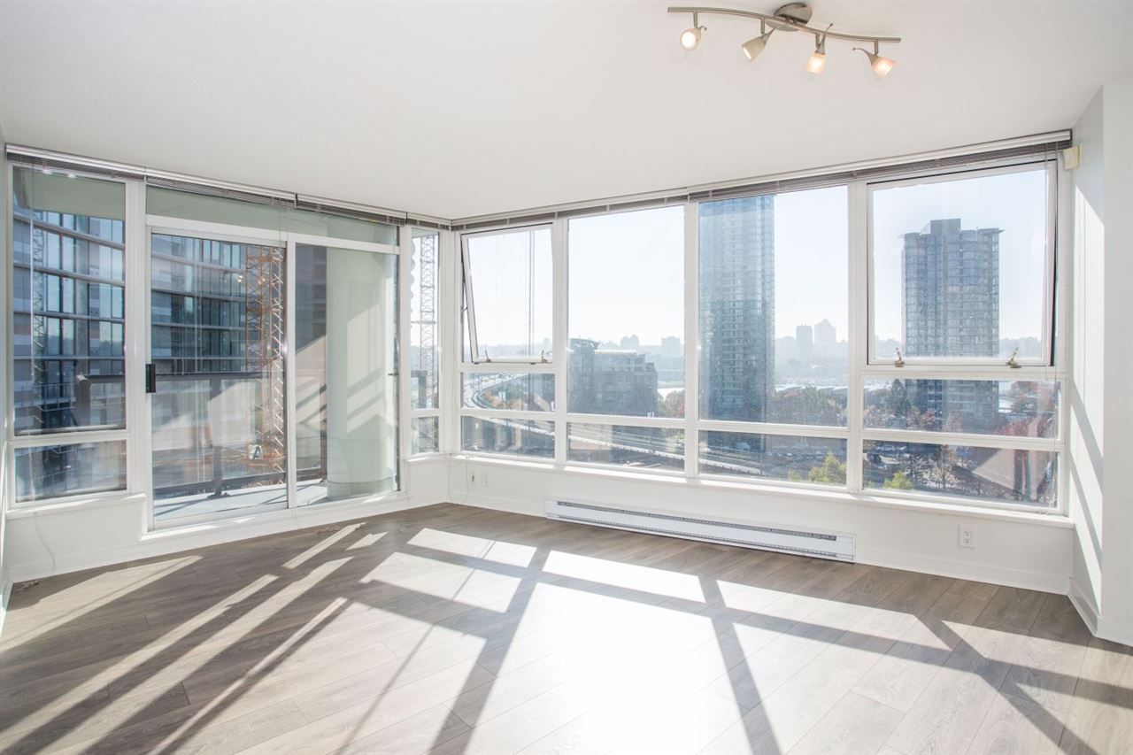 Main Photo: 1002 939 EXPO BOULEVARD in : Yaletown Condo for sale : MLS®# R2332020