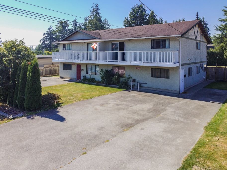 Main Photo: 5875 172A STREET in : Cloverdale BC 1/2 Duplex for sale : MLS®# R2497389