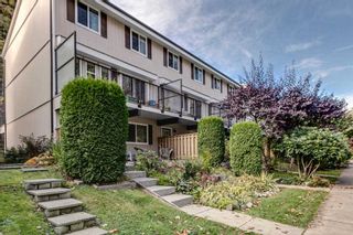 Photo 1: 9 10000 VALLEY Drive in Squamish: Valleycliffe Townhouse for sale in "Valley View Place" : MLS®# R2132656