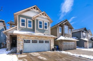 Photo 1: 16 Cougar Ridge Place SW in Calgary: Cougar Ridge Detached for sale : MLS®# A2050667