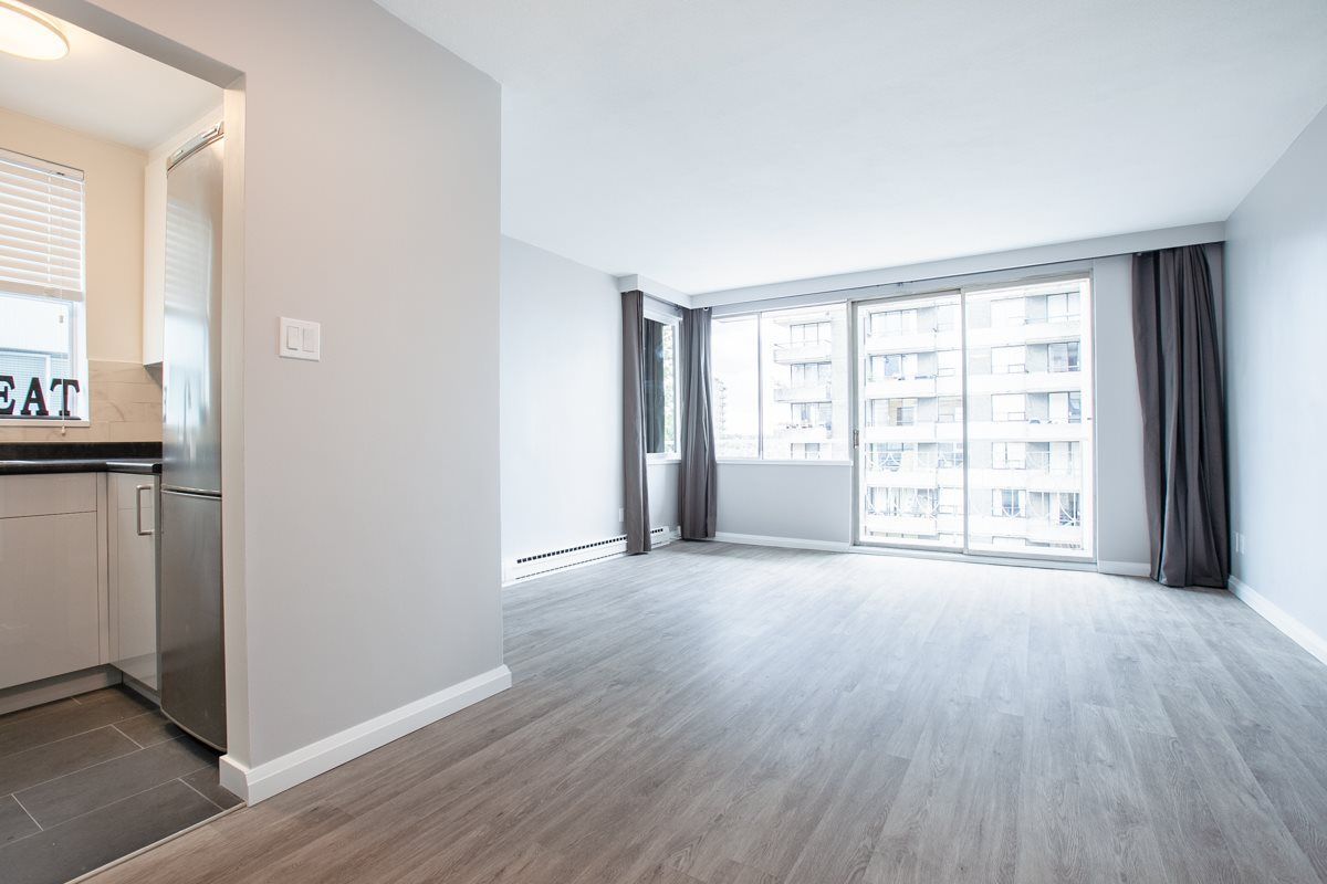 Main Photo: 702 1219 HARWOOD Street in Vancouver: West End VW Condo for sale in "CHELSEA" (Vancouver West)  : MLS®# R2313439
