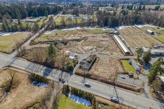 Photo 6: 25546 FRASER Highway in Langley: Otter District House for sale : MLS®# R2758306