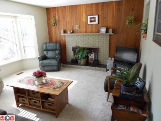 Photo 2: 8839 156A ST in Surrey: Fleetwood Tynehead House for sale in "FLEETWOOD" : MLS®# F1327027