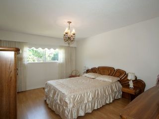 Photo 6: 2060 SPERLING AV in Burnaby: Montecito House for sale (Burnaby North)  : MLS®# V1017285