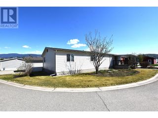Photo 2: 12560 Westside Road Unit# 118 in Vernon: House for sale : MLS®# 10306327