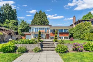 Main Photo: 1555 LAWSON Avenue in West Vancouver: Ambleside House for sale : MLS®# R2882418