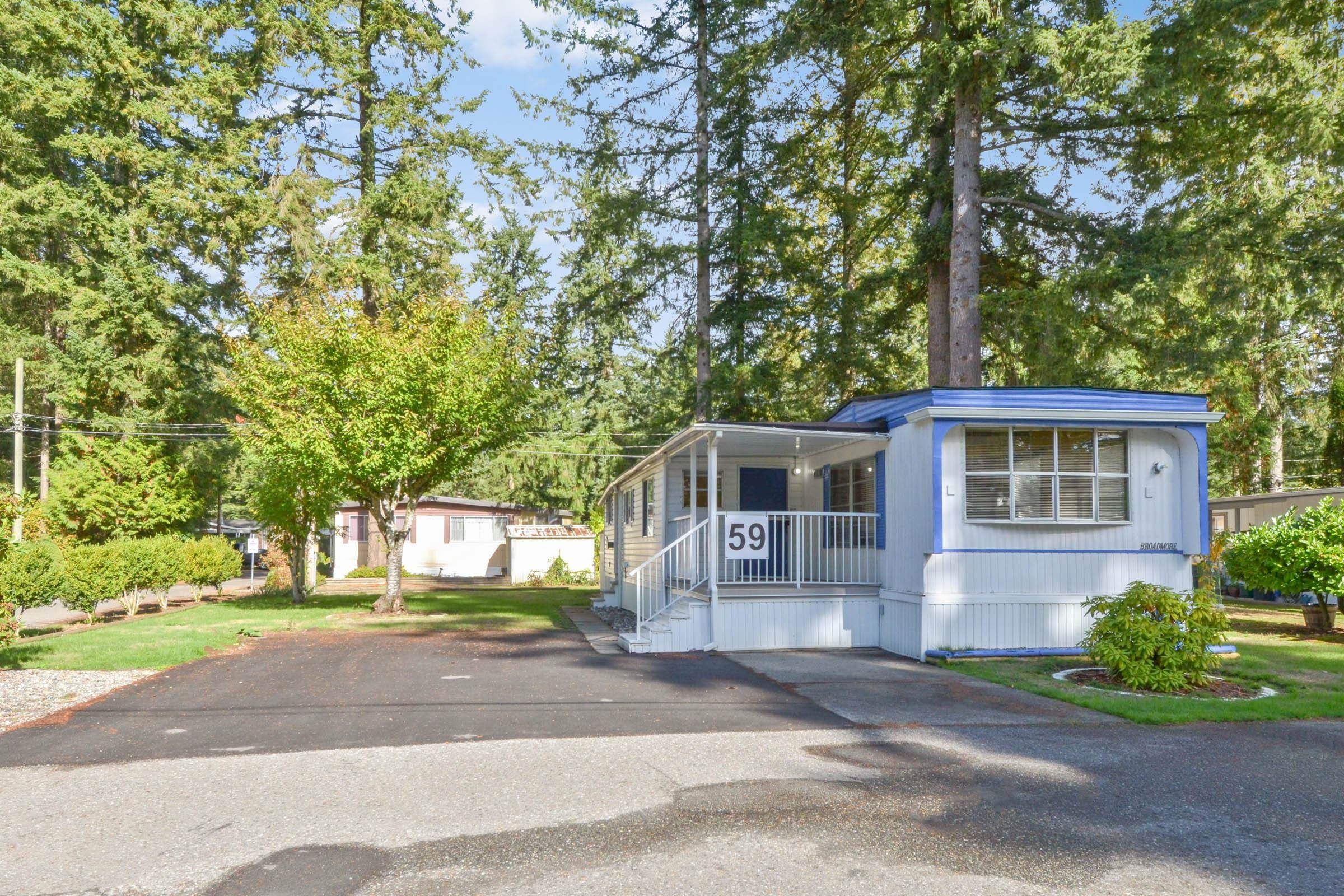 Main Photo: 59 20071 24 Avenue in Langley: Brookswood Langley Manufactured Home for sale in "Fernridge Park" : MLS®# R2833186