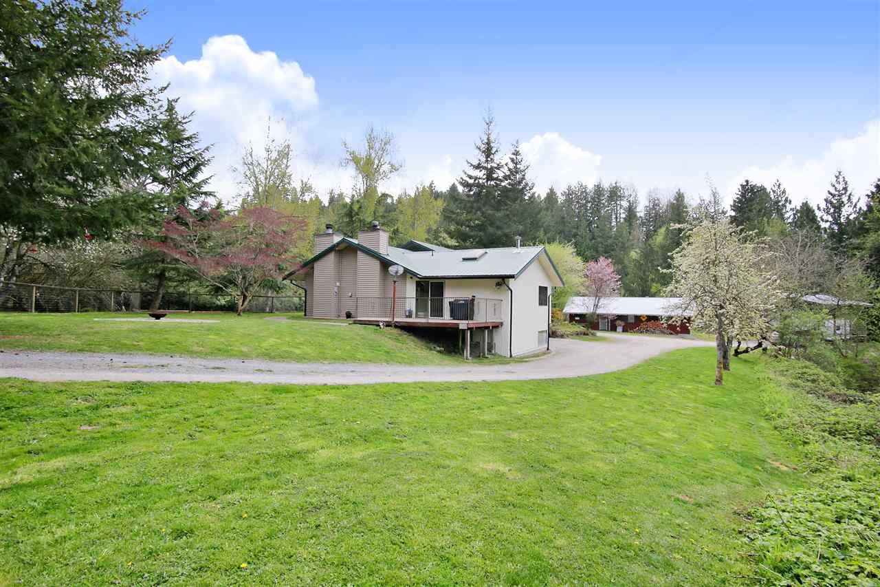 Main Photo: 48571 WINCOTT Road in Chilliwack: Ryder Lake House for sale (Sardis)  : MLS®# R2451774