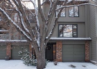 Photo 1: 3905 POINT MCKAY Road NW in Calgary: Point McKay Row/Townhouse for sale : MLS®# C4279923