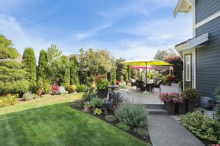 Photo 38: 3353 York Pl in Courtenay: CV Crown Isle House for sale (Comox Valley)  : MLS®# 914923