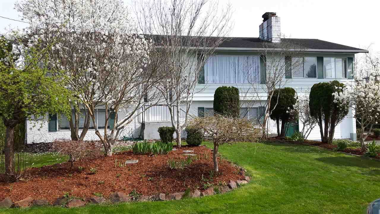 Main Photo: 10608 CONRAD Street in Chilliwack: Fairfield Island House for sale : MLS®# R2155196