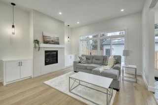 Photo 10: 1119 41 Street SW in Calgary: Rosscarrock Semi Detached (Half Duplex) for sale : MLS®# A2019944
