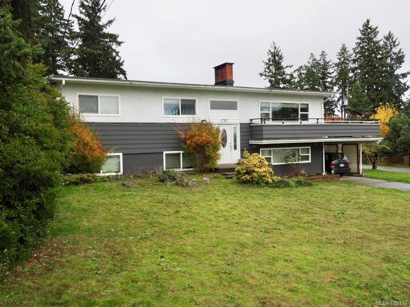FEATURED LISTING: 2787 Country Club Dr Nanaimo
