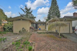 Photo 21: 15530 THRIFT Avenue: White Rock House for sale (South Surrey White Rock)  : MLS®# R2859320