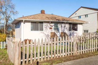 Photo 2: 3637 HAIDA Drive in Vancouver: Renfrew Heights House for sale in "RENFREW HEIGHTS" (Vancouver East)  : MLS®# R2016775