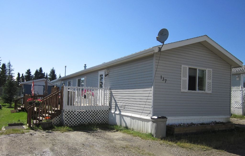 Main Photo: 137, 810 56 Street in Edson, AB: Edson Mobile for sale : MLS®# 28428