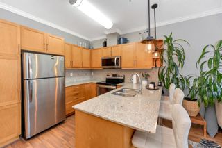 Photo 5: 405 2220 Sooke Rd in Colwood: Co Hatley Park Condo for sale : MLS®# 943130