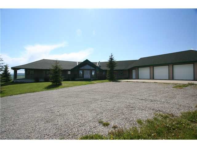 Main Photo: 262037 RGE RD 43 in COCHRANE: Rural Rocky View MD Residential Detached Single Family for sale : MLS®# C3573598